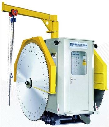 Steengroevesnijmachine met dubbel blad